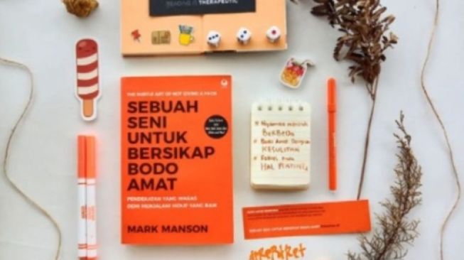 Detail Buku Sebuah Seni Untuk Bersikap Bodo Amat Nomer 31