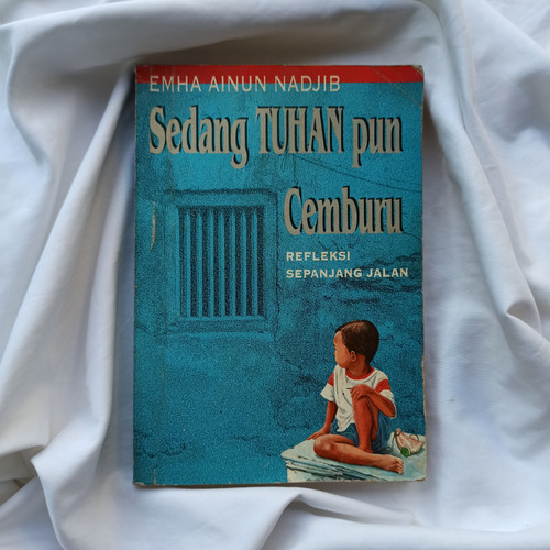 Detail Buku Sedang Tuhan Pun Cemburu Nomer 24