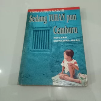 Detail Buku Sedang Tuhan Pun Cemburu Nomer 38