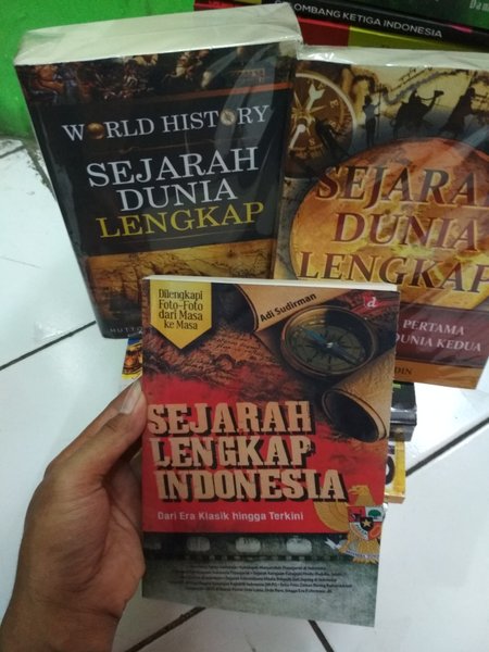 Detail Buku Sejarah Indonesia Nomer 12