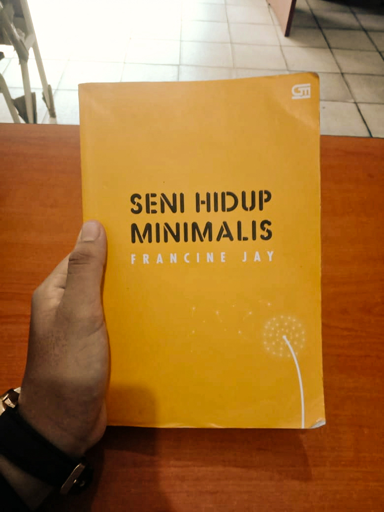 Detail Buku Seni Hidup Minimalis Nomer 51