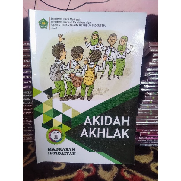 Detail Buku Siswa Akidah Akhlak Kelas 2 Mi Kurikulum 2013 Nomer 32