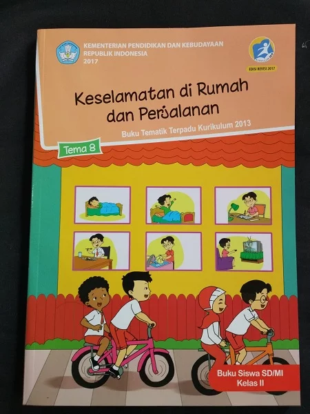 Detail Buku Siswa Kelas 2 Tema 8 Keselamatan Dirumah Dan Perjalanan Nomer 25