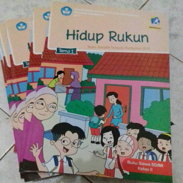 Detail Buku Siswa Tema Hidup Rukun Kelas 2 Sd Kurikulum 2013 Nomer 38