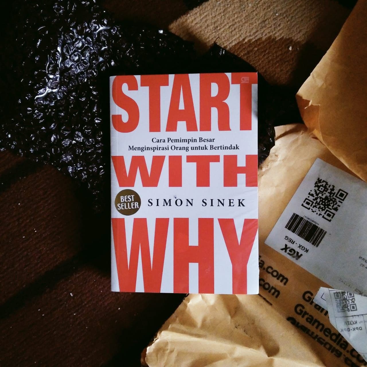 Detail Buku Start With Why Nomer 25