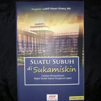 Detail Buku Suatu Subuh Di Sukamiskin Nomer 11