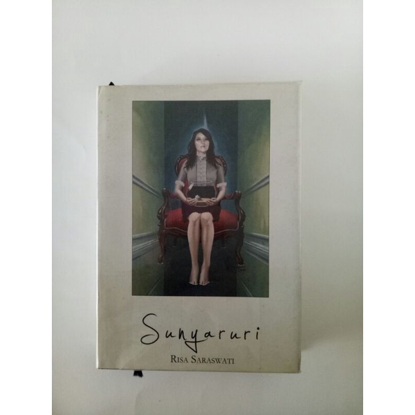 Detail Buku Sunyaruri Karya Risa Saraswati Nomer 28