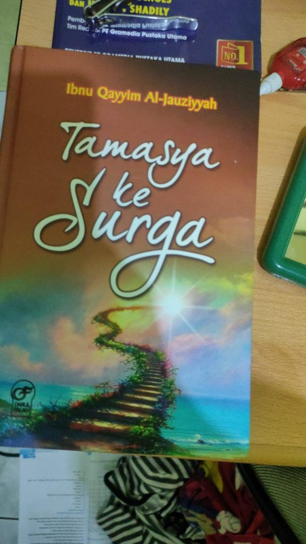 Detail Buku Tamasya Ke Surga Nomer 34