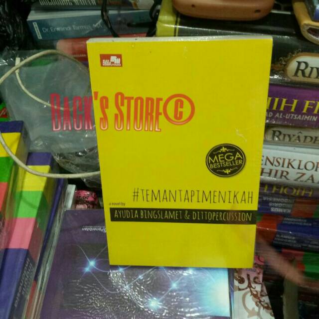 Detail Buku Teman Tapi Menikah Nomer 23