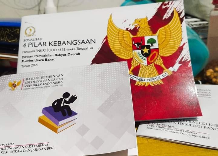 Detail Buku Tentang 4 Pilar Kebangsaan Nomer 15