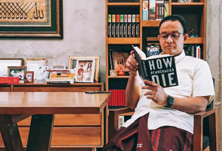 Detail Buku Tentang Demokrasi Nomer 35