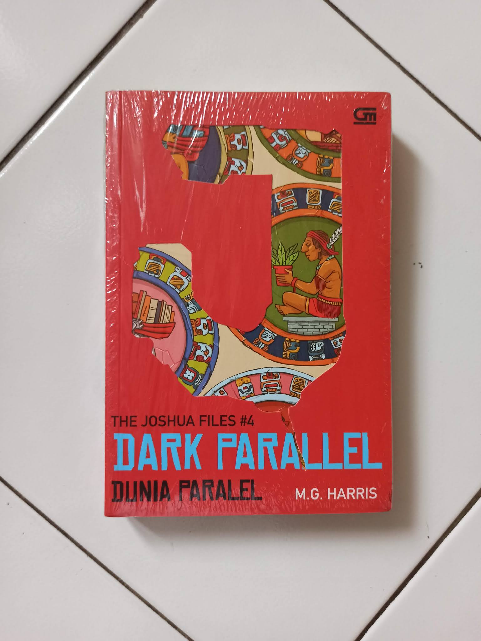 Detail Buku Tentang Dunia Paralel Nomer 18