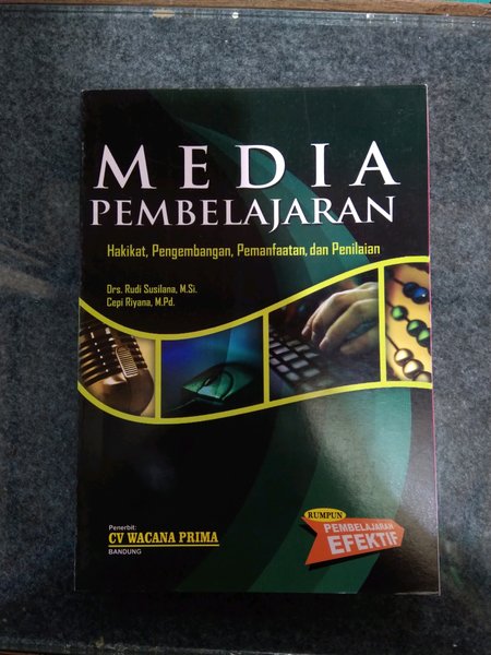 Detail Buku Tentang Media Pembelajaran Nomer 9