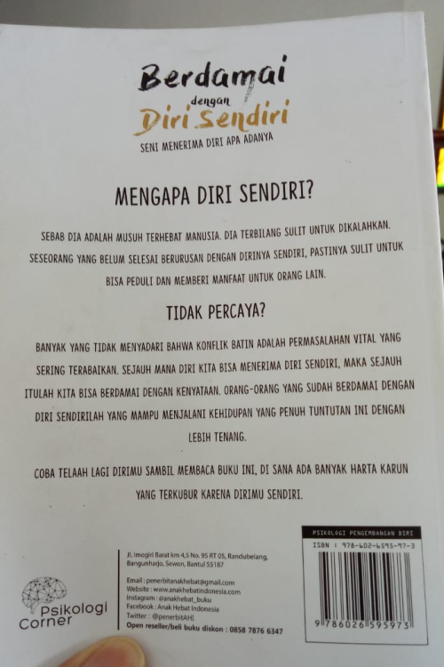 Detail Buku Tentang Mencintai Diri Sendiri Nomer 24