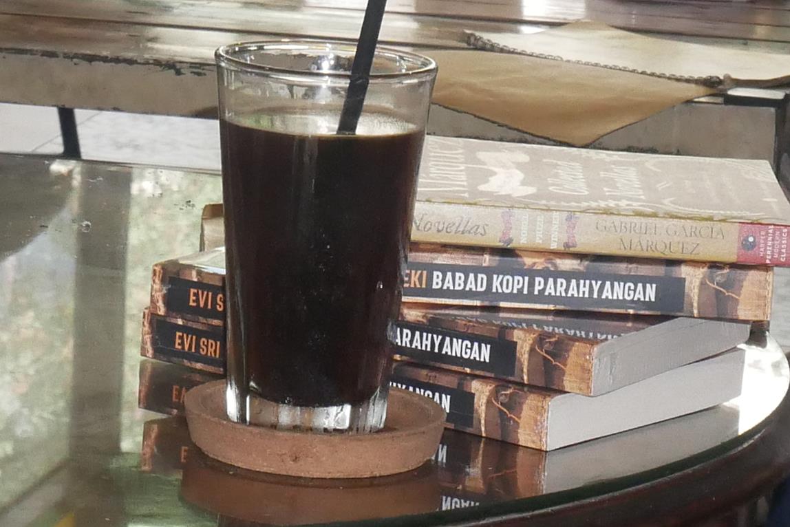 Detail Buku Tentang Sejarah Kopi Nomer 39