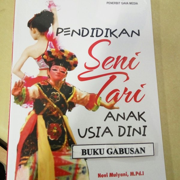 Detail Buku Tentang Seni Tari Nomer 34