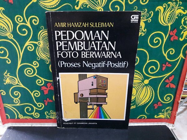 Detail Buku Tentang Teknik Pembuatan Gambar Berwarna Nomer 35