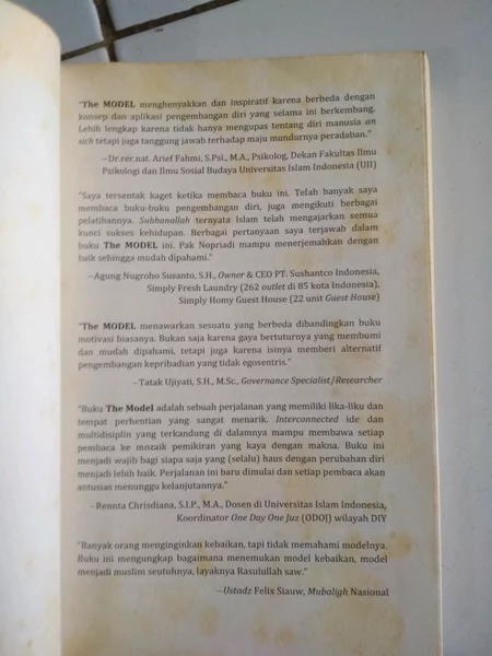 Detail Buku The Model Nomer 20