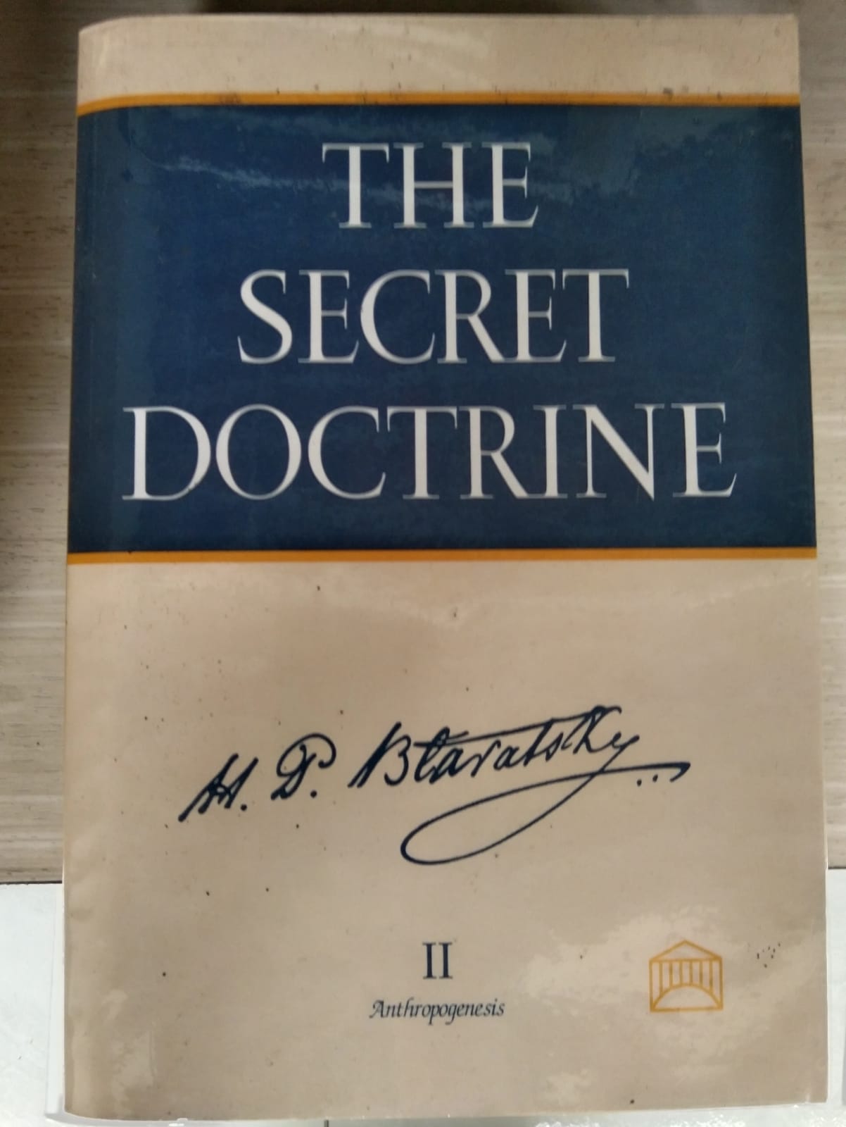 Detail Buku The Secret Doctrine Nomer 10