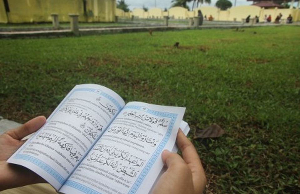 Detail Buku Tsunami Aceh Nomer 16