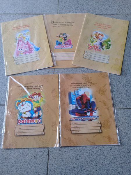 Detail Buku Tulis Doraemon Nomer 52