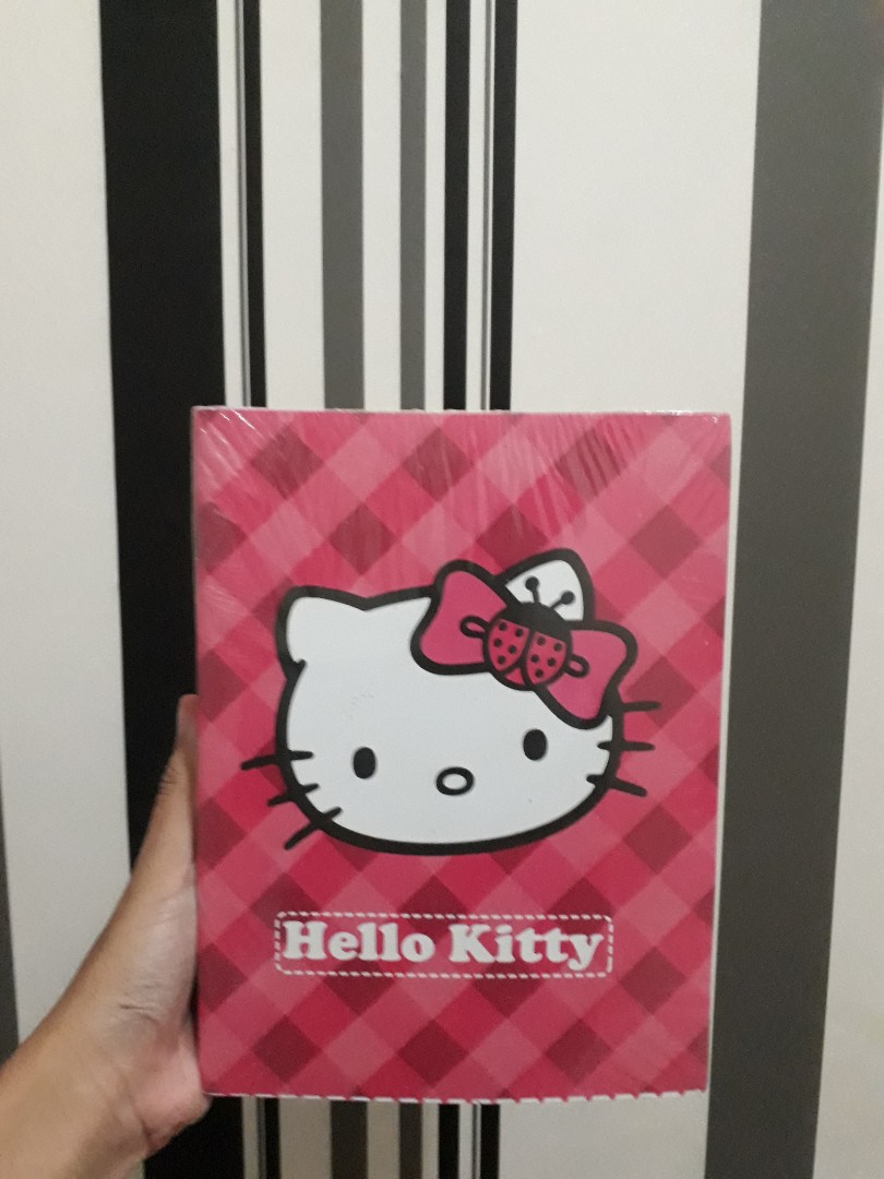 Detail Buku Tulis Hello Kitty Nomer 20