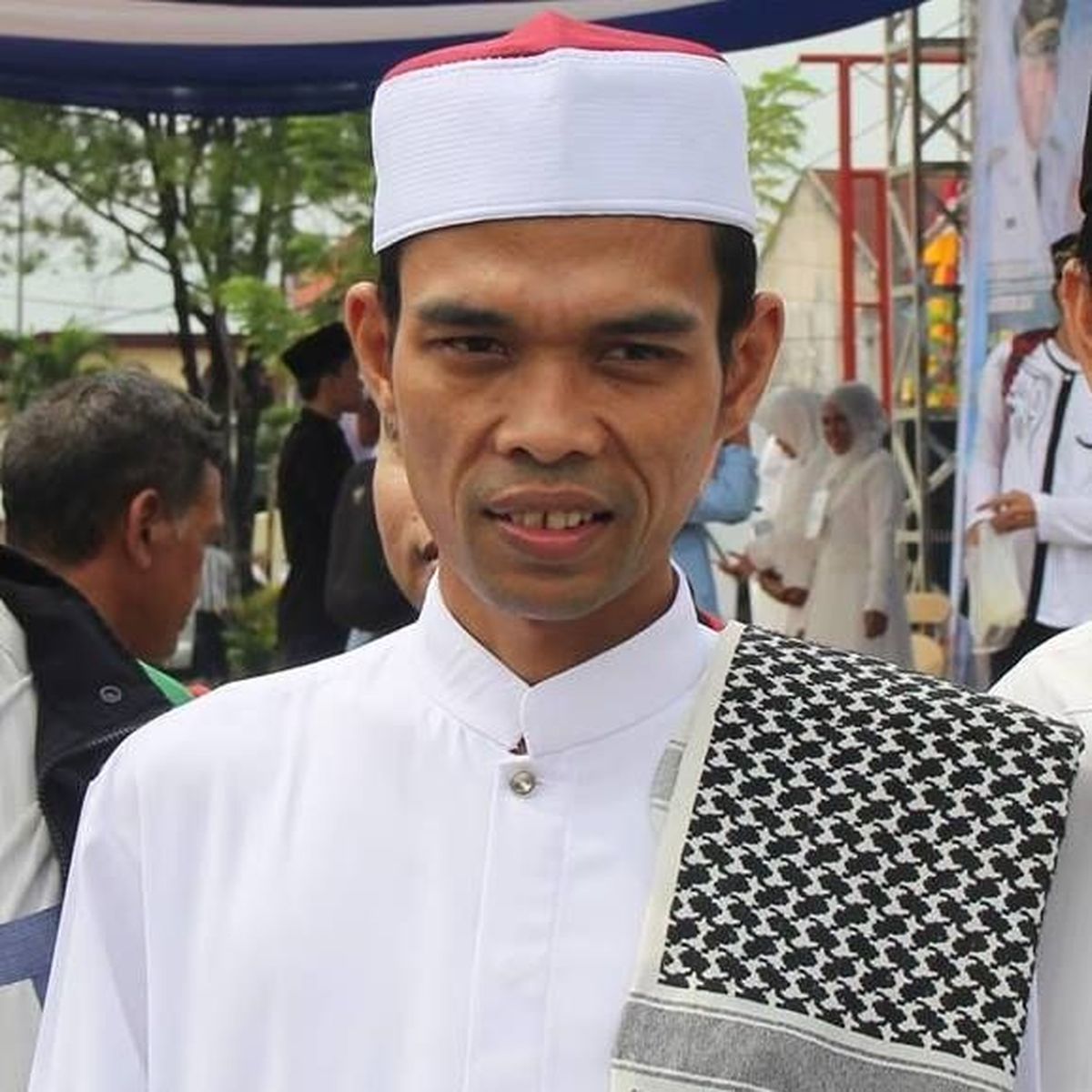 Detail Buku Tuntunan Sholat Ustadz Abdul Somad Nomer 38