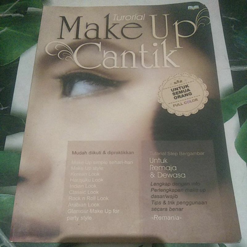 Detail Buku Tutorial Make Up Nomer 16