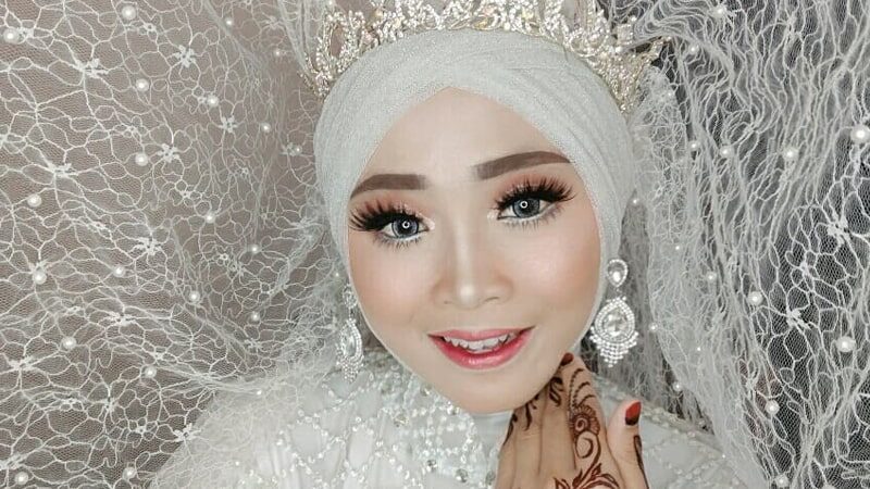 Detail Buku Tutorial Make Up Nomer 37