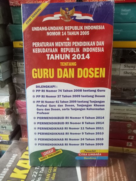 Detail Buku Undang Undang Guru Dan Dosen Nomer 11