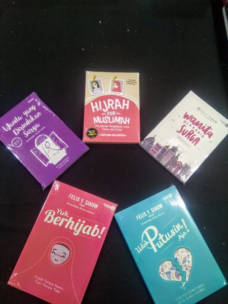 Detail Buku Untuk Muslimah Nomer 14