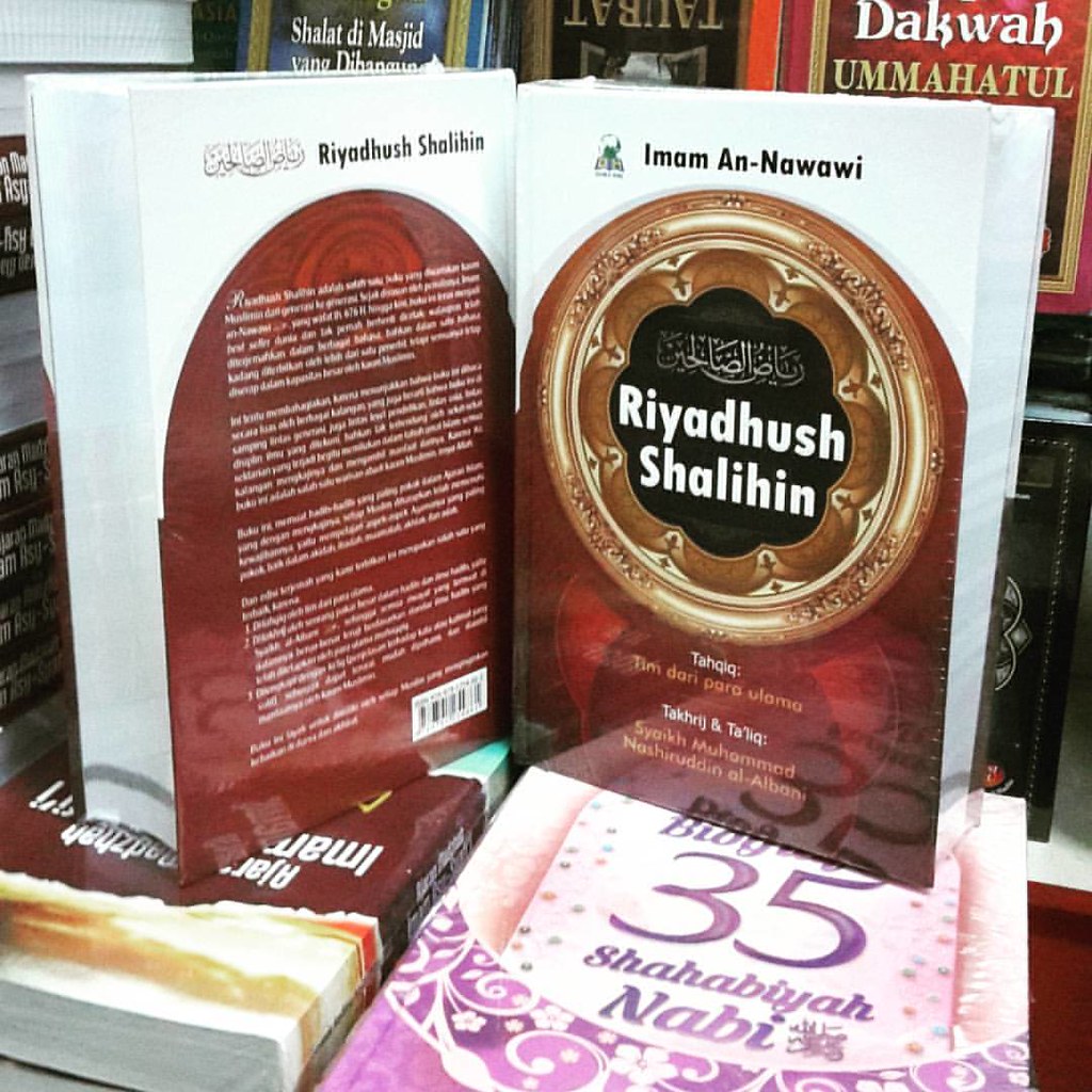 Detail Buku Ustadz Khalid Basalamah Nomer 23