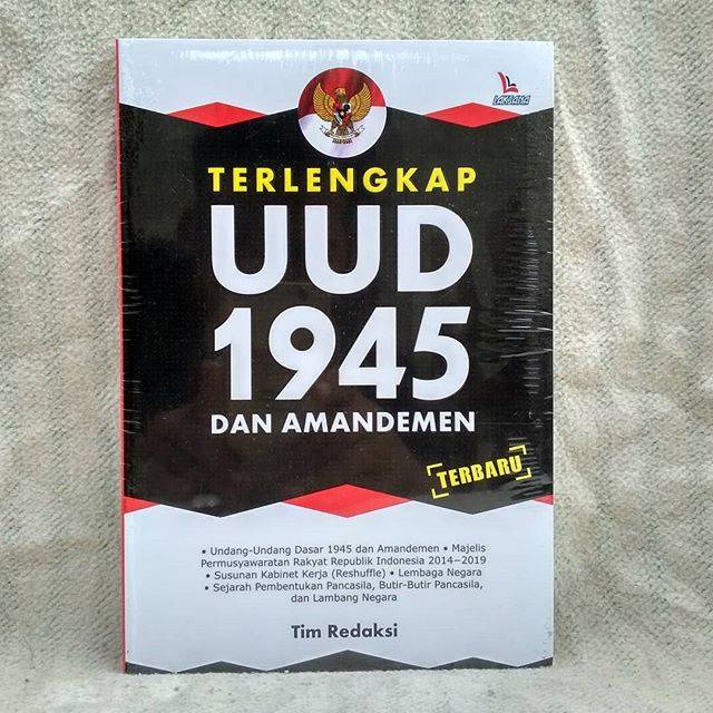 Detail Buku Uud 1945 Nomer 4