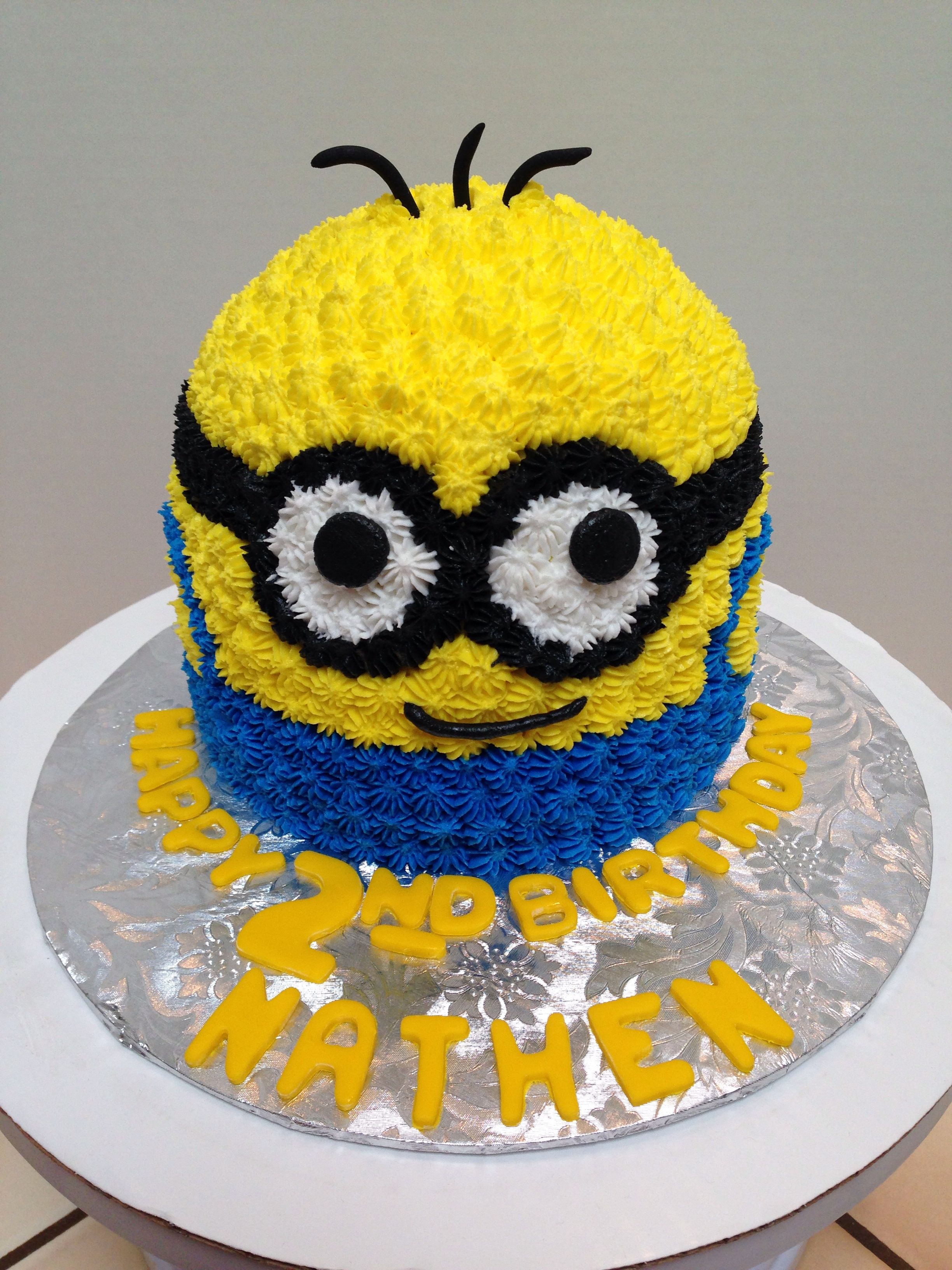 Cake Gambar Minion Buttercream - KibrisPDR