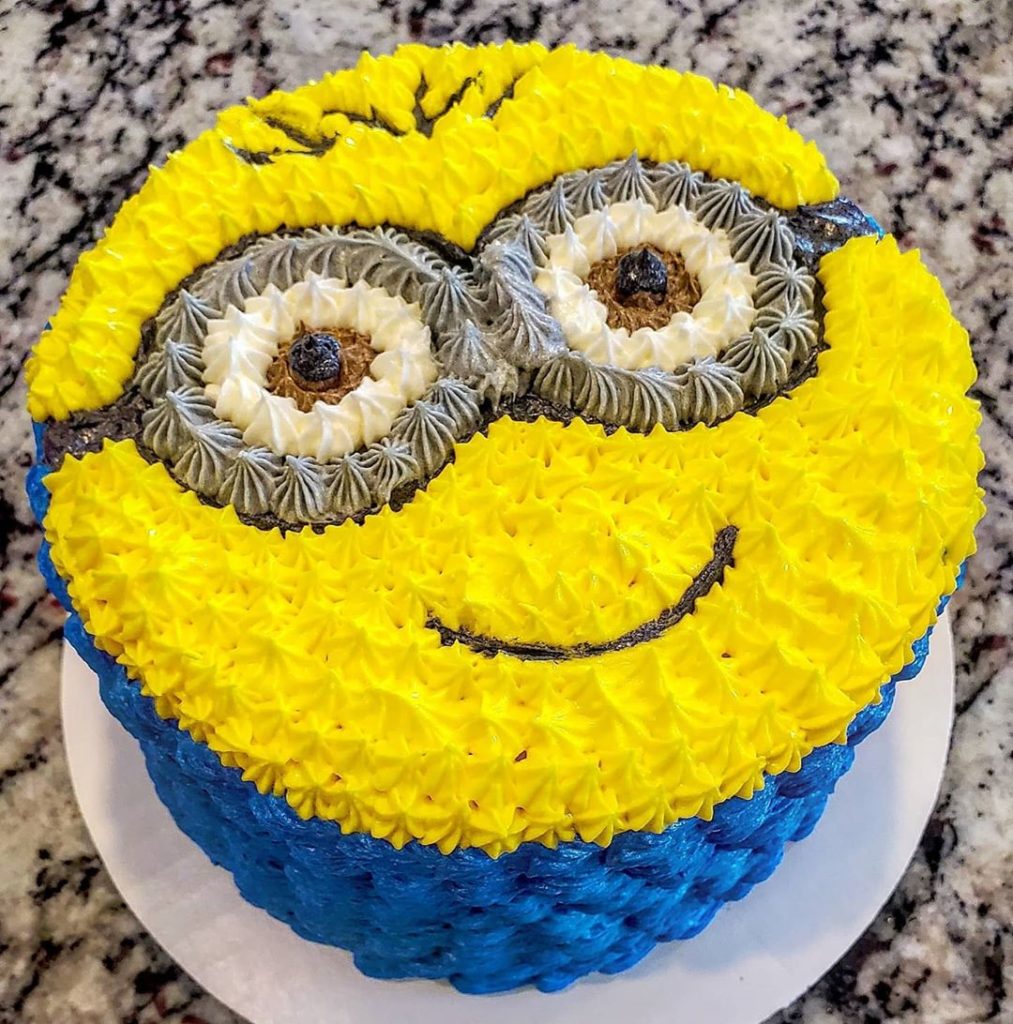 Detail Cake Gambar Minion Buttercream Nomer 3