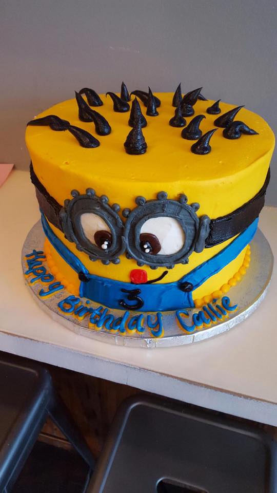 Detail Cake Gambar Minion Buttercream Nomer 28