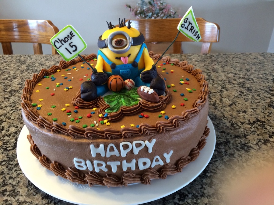 Detail Cake Gambar Minion Buttercream Nomer 32