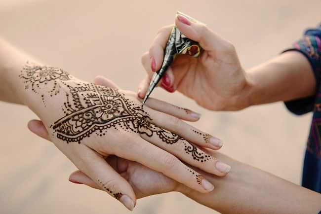 Detail Cara Bikin Tato Henna Nomer 28