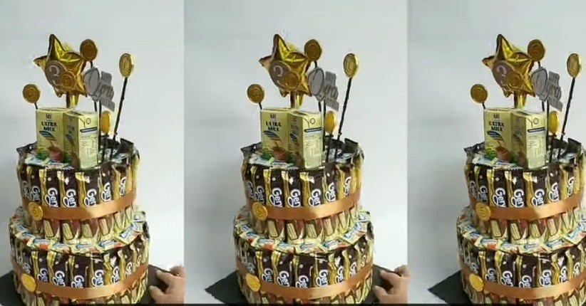 Detail Cara Gambar Kue Ulang Tahun Nomer 23