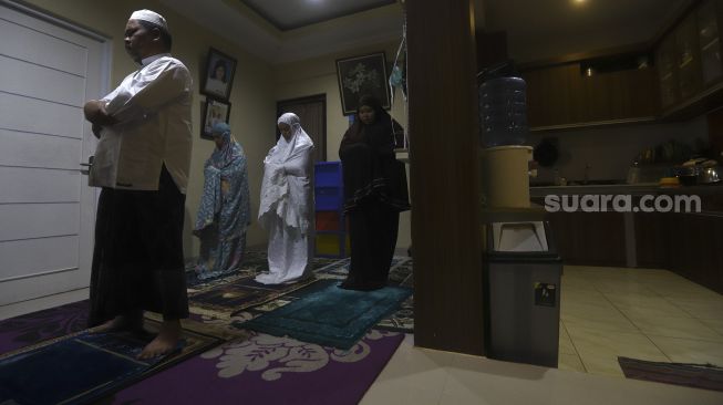 Detail Cara Melakukan Shalat Tarawih Di Rumah Nomer 27