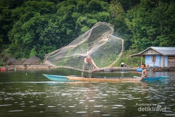 Detail Cara Melempar Jala Ikan Nomer 26