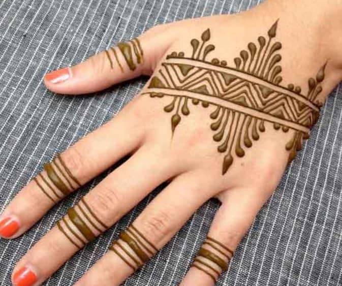 Detail Cara Melukis Tangan Dengan Henna Simple Nomer 33