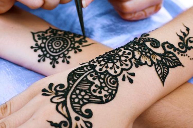 Detail Cara Memakai Henna Simple Nomer 27