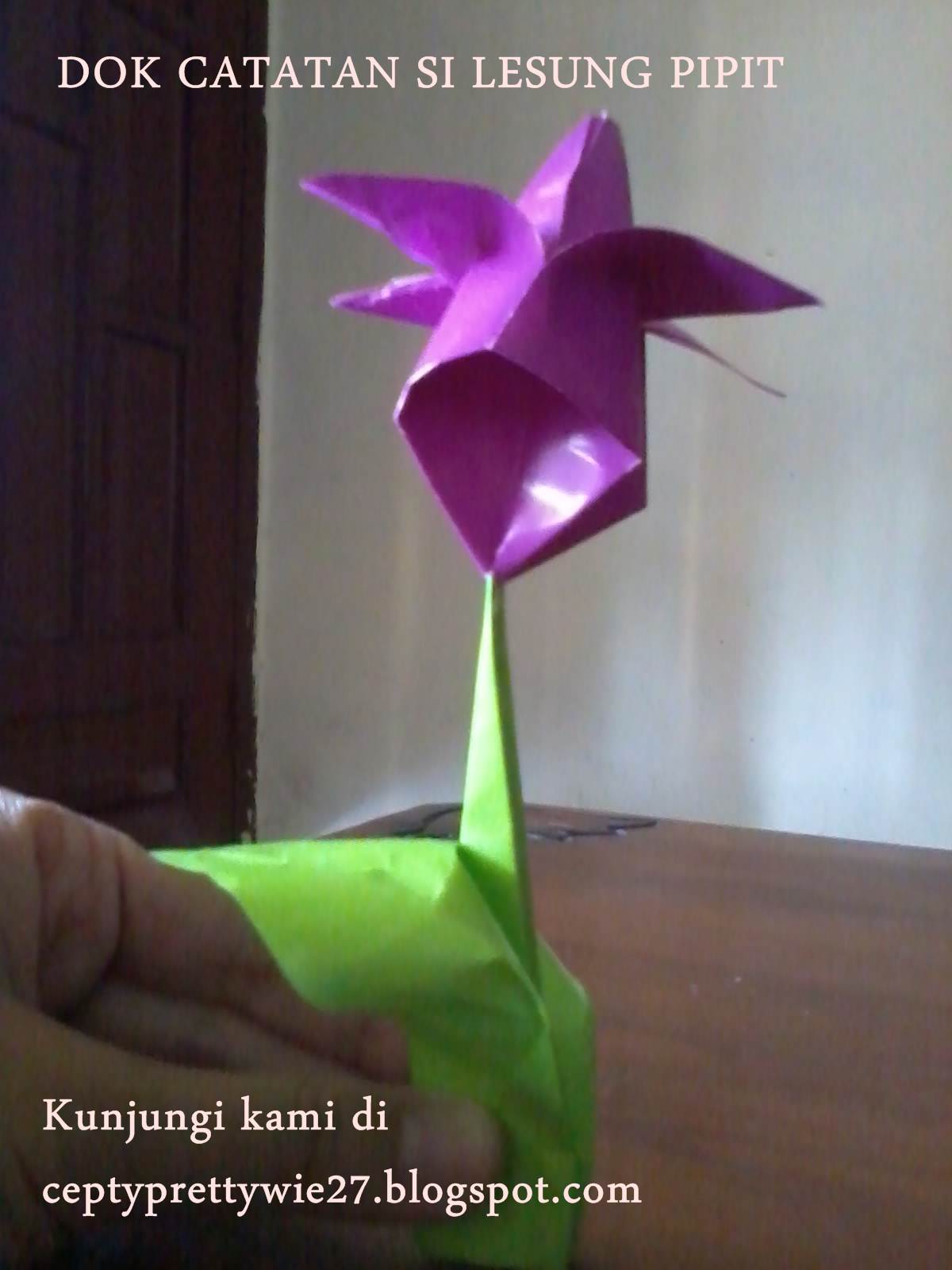 Detail Cara Membuat Bunga Tulip Dengan Kertas Origami Nomer 11