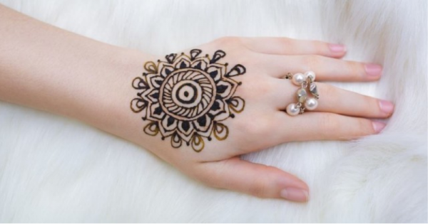 Detail Cara Membuat Motif Henna Di Tangan Nomer 14