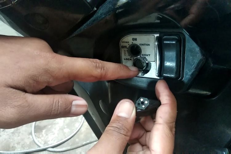 Detail Cara Memperbaiki Rumah Kunci Motor Yang Rusak Nomer 24