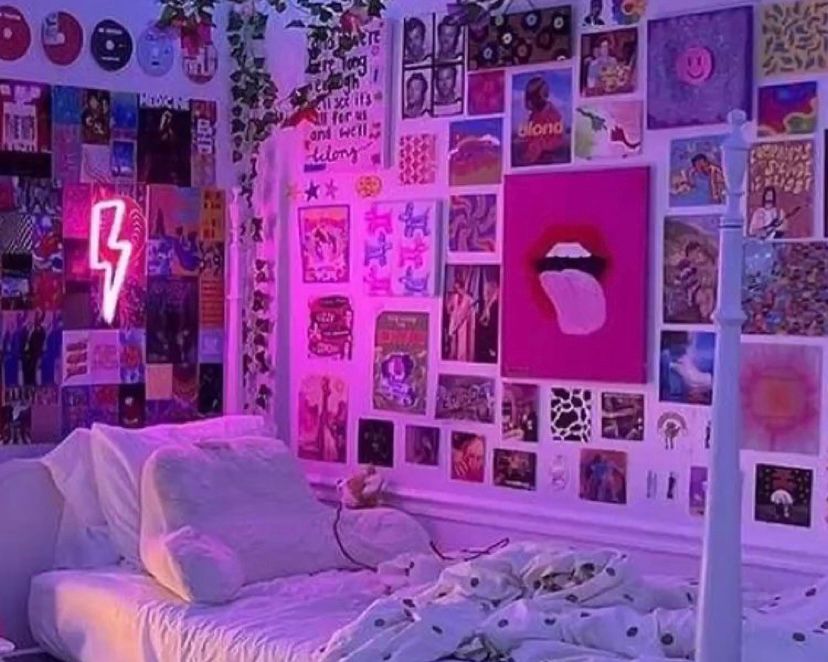 Detail Cara Mendekor Foto Polaroid Di Kamar Nomer 30