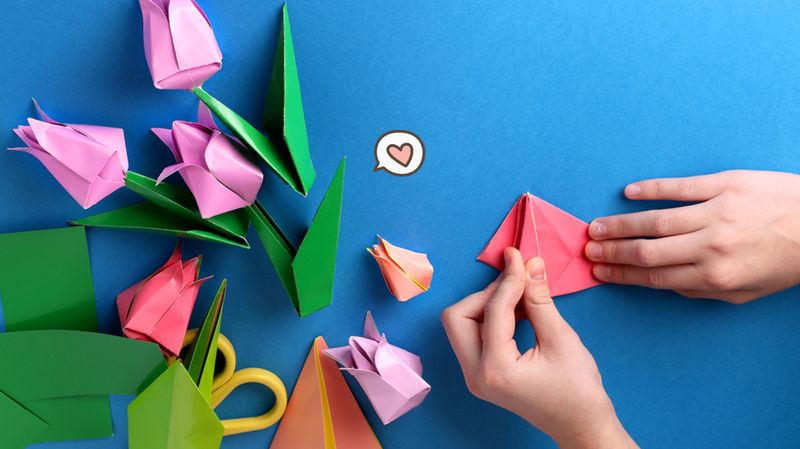 Detail Cara Menggambar Bunga Dari Kertas Origami Nomer 6