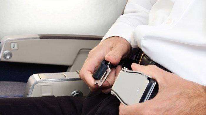 Detail Cara Menggunakan Seat Belt Pesawat Nomer 7