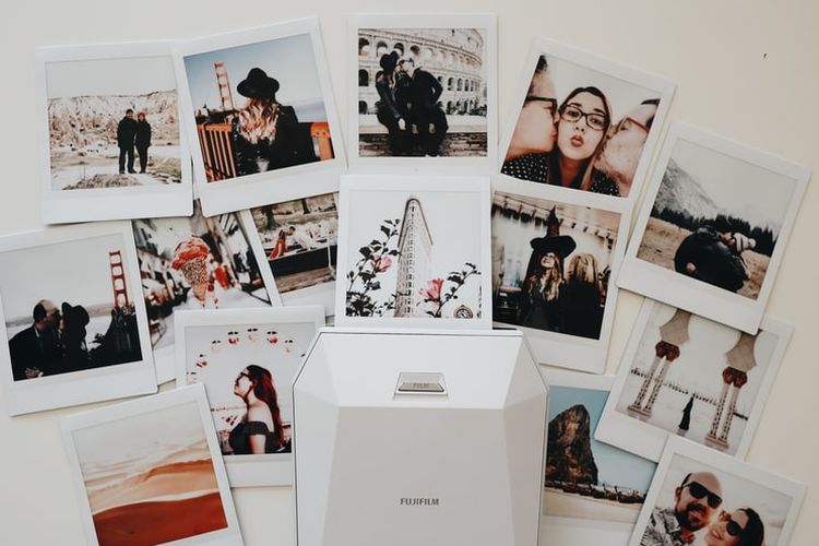 Detail Cara Menghias Dinding Dengan Foto Polaroid Nomer 21